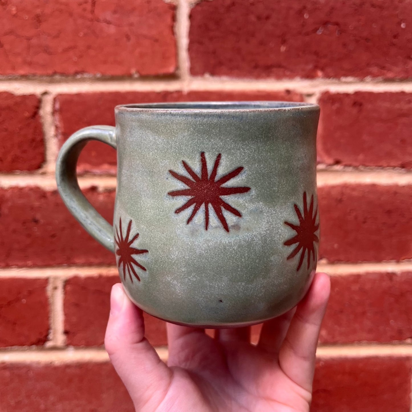 dark starburst mug | sage